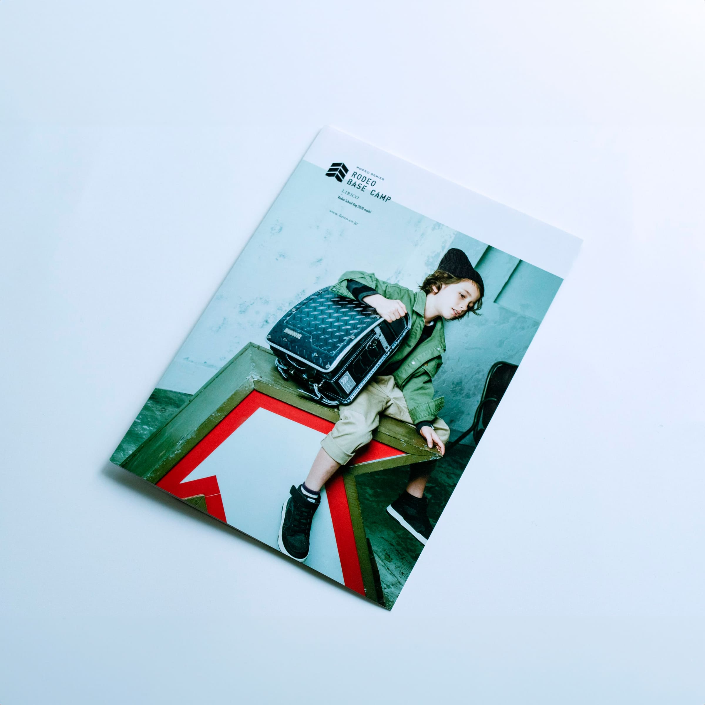 カタログのデザイン