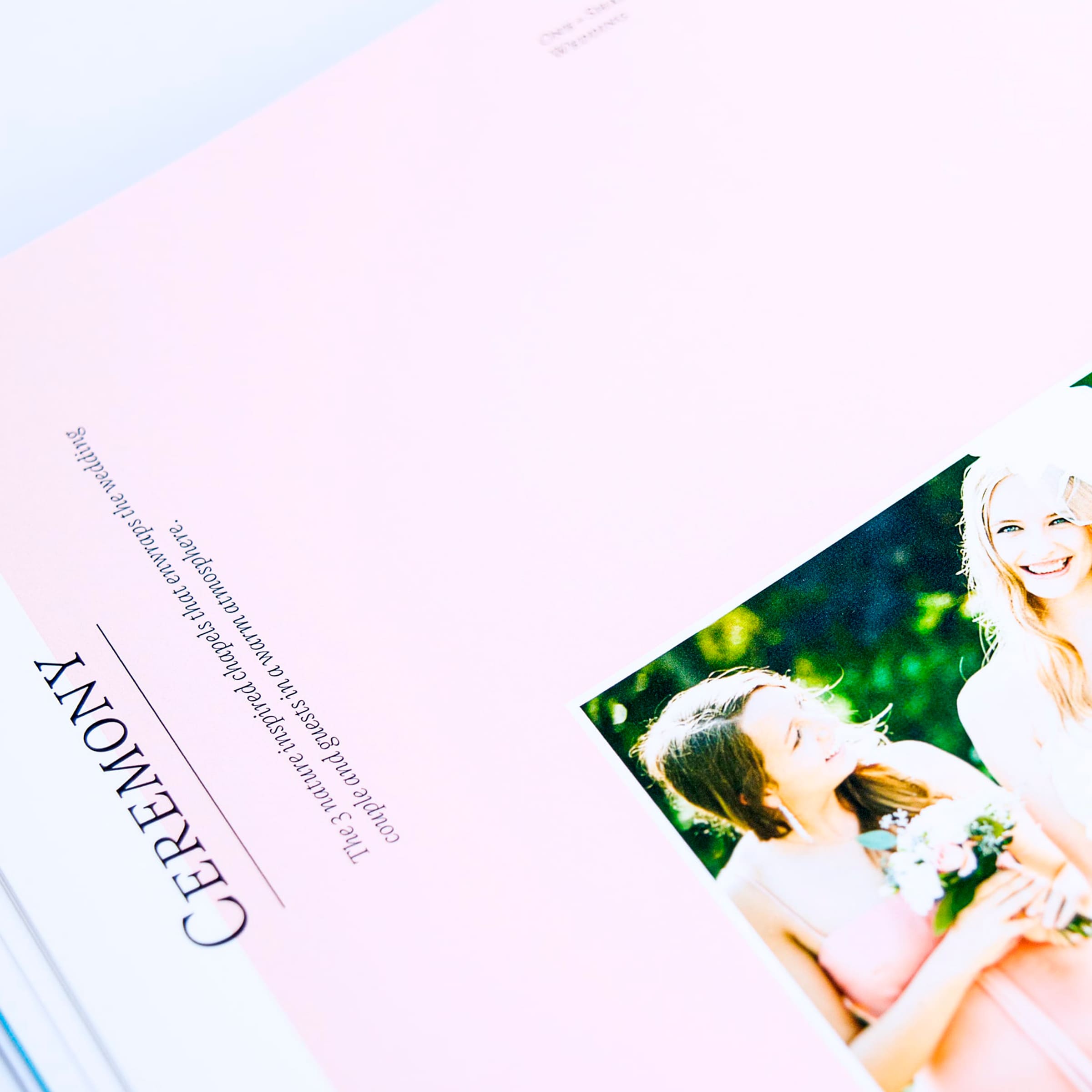 パンフレットのデザイン, 大阪のデザイン会社