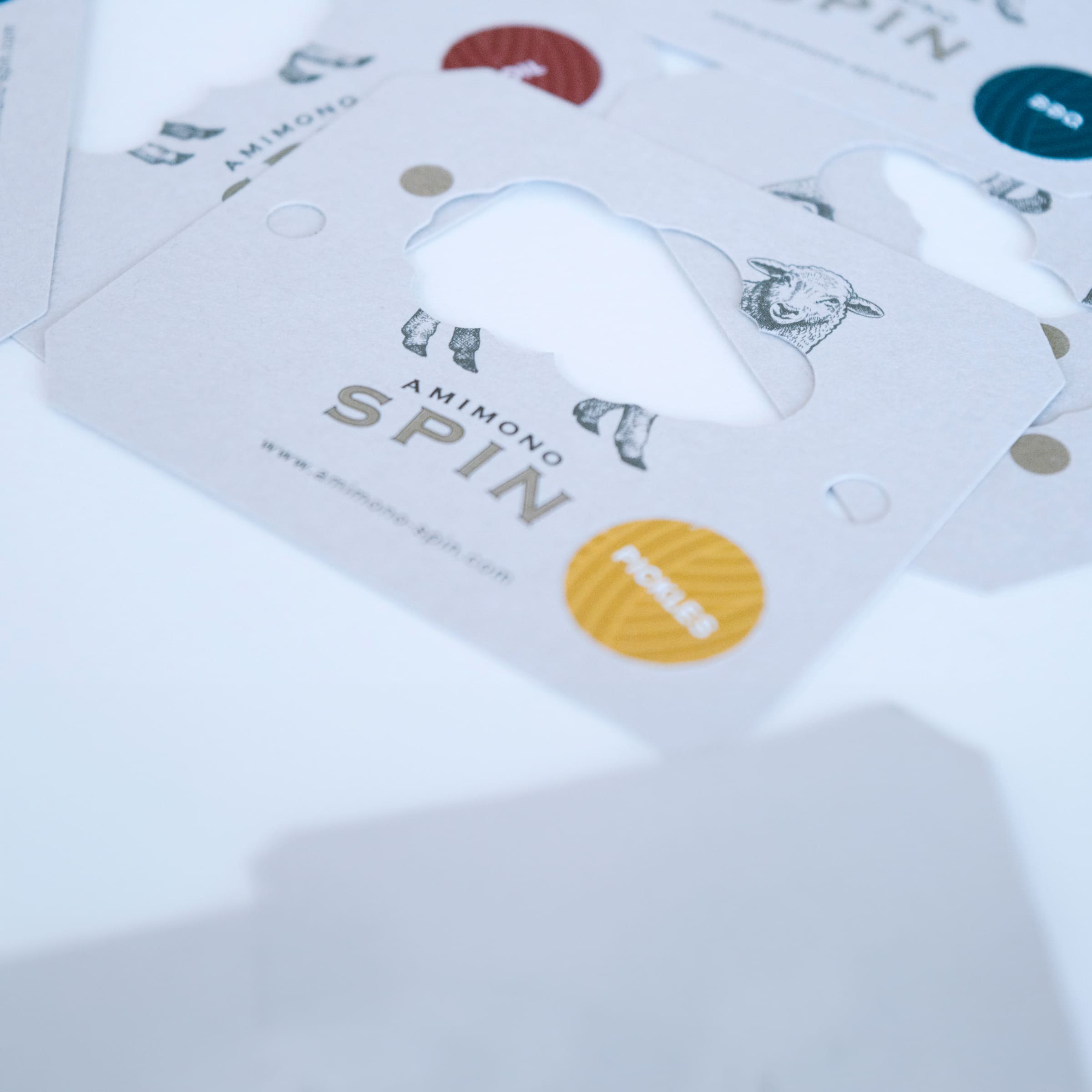 編み物屋さんのグラフィックデザイン