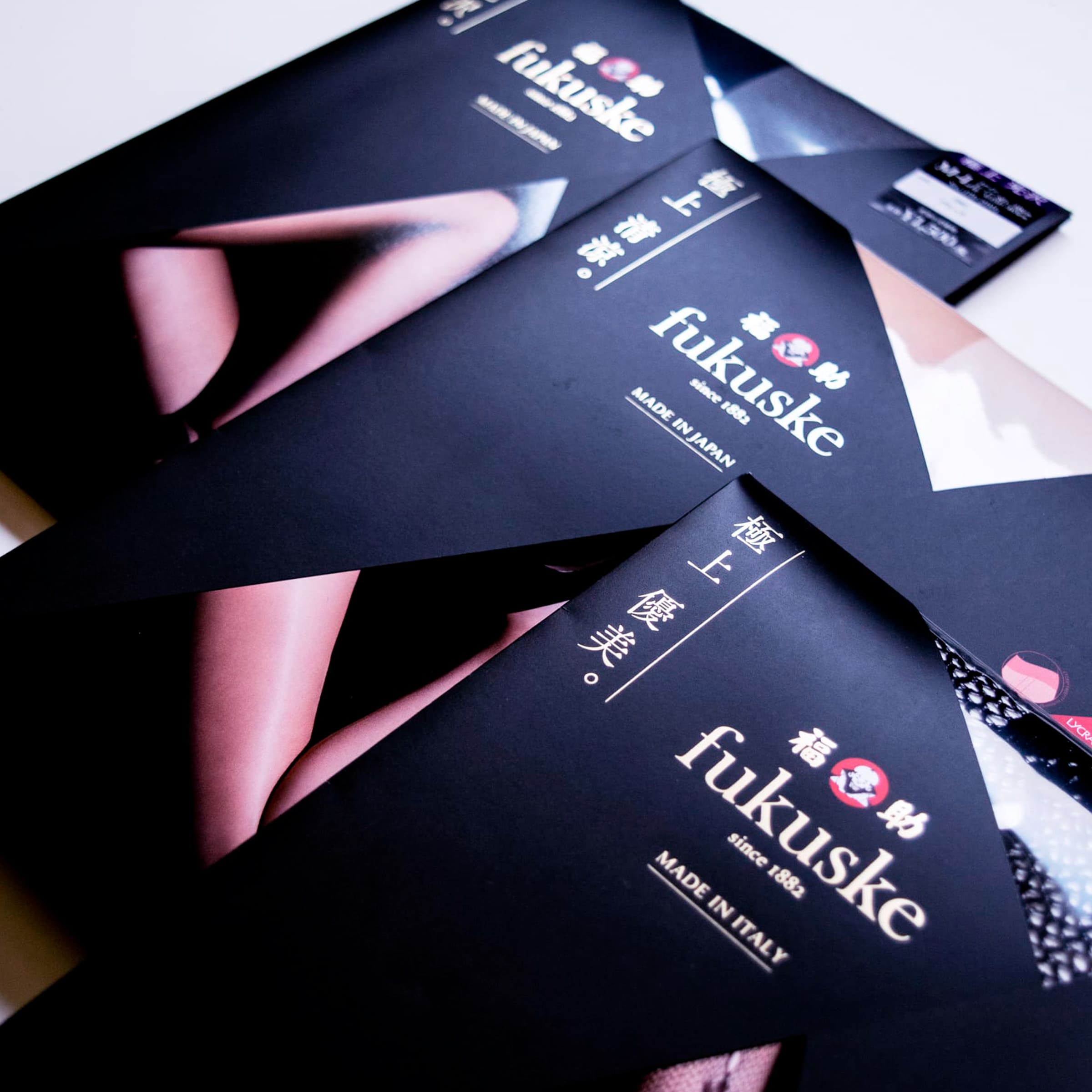 ストッキングのパッケージデザイン