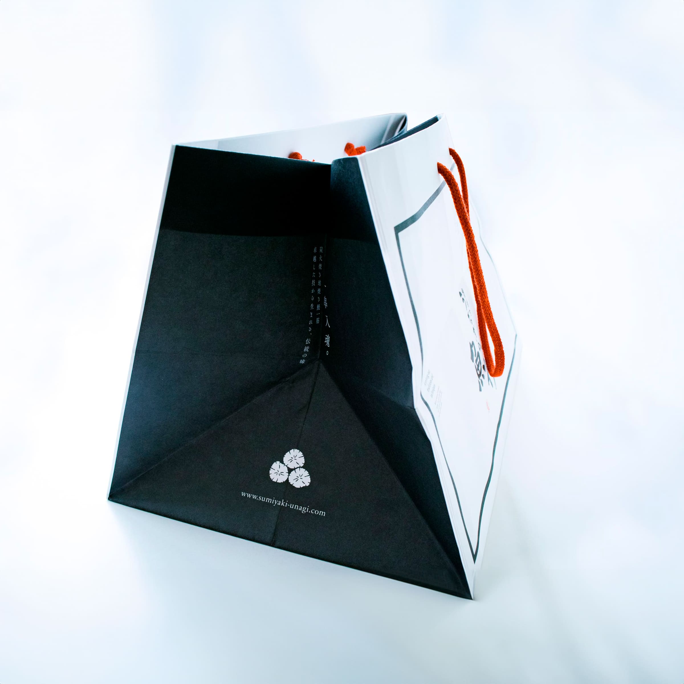 ショッパーのデザイン